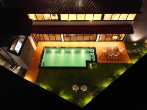 Villa Vitrum Alibag